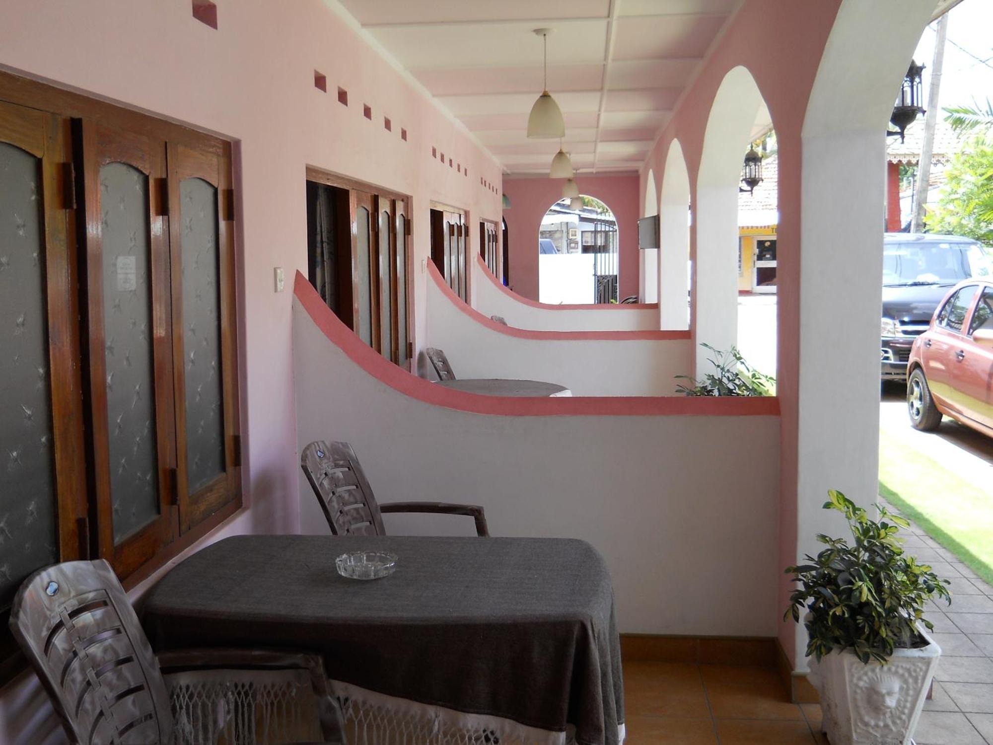 Ocean View Tourist Guest House At Negombo Beach Near The Airport Esterno foto